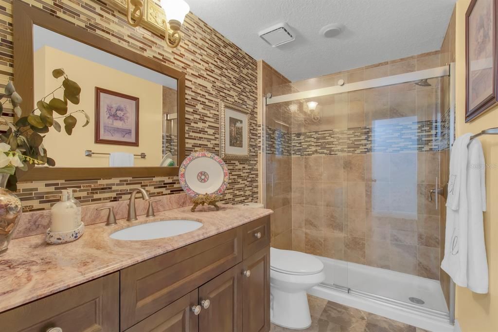 На продажу: $749,900 (4 спален, 3 ванн, 2706 Квадратных фут)