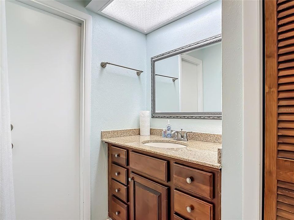 Active With Contract: $320,000 (3 beds, 2 baths, 1428 Square Feet)