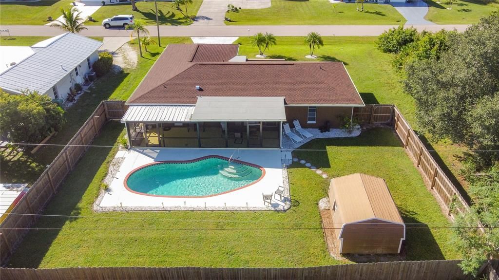 Active With Contract: $320,000 (3 beds, 2 baths, 1428 Square Feet)