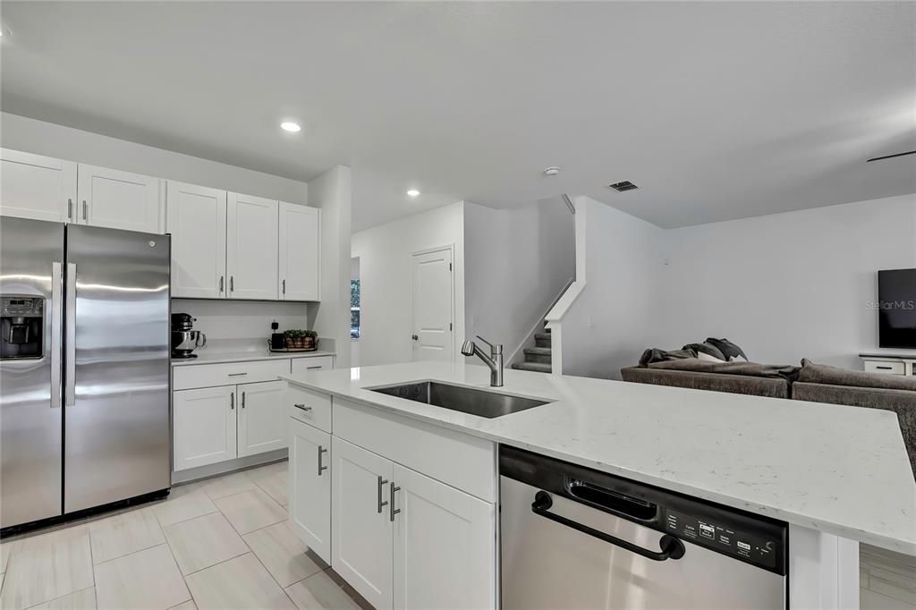 En Venta: $479,900 (6 camas, 3 baños, 3092 Pies cuadrados)