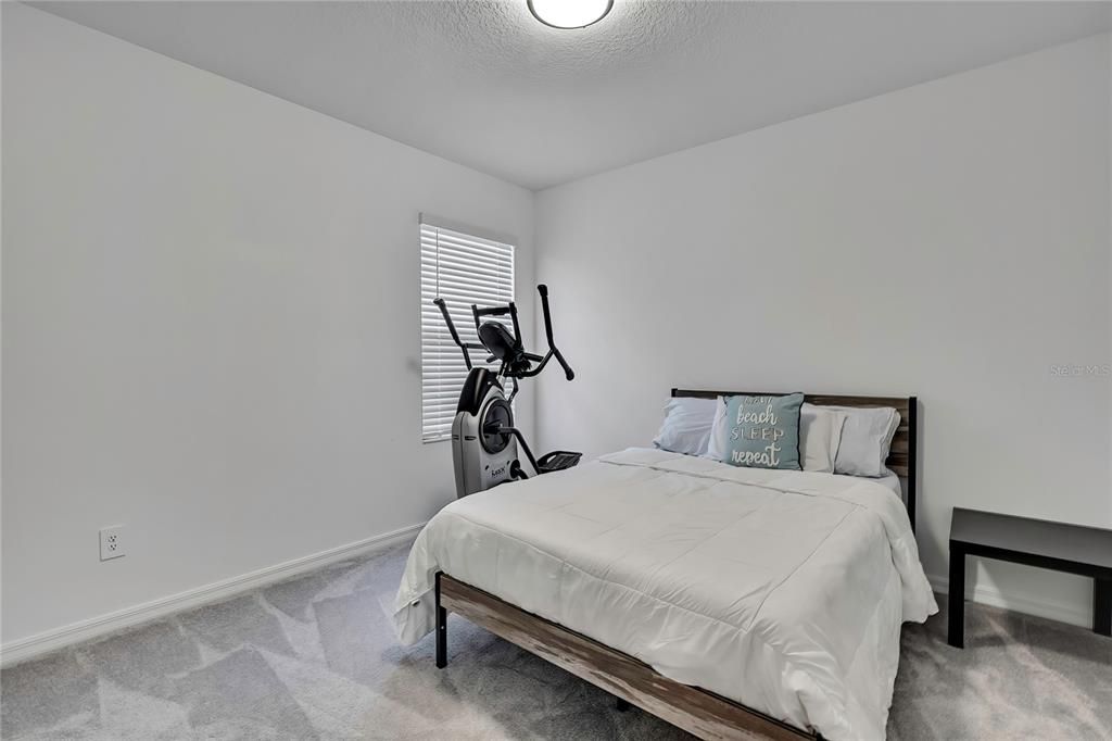 En Venta: $479,900 (6 camas, 3 baños, 3092 Pies cuadrados)