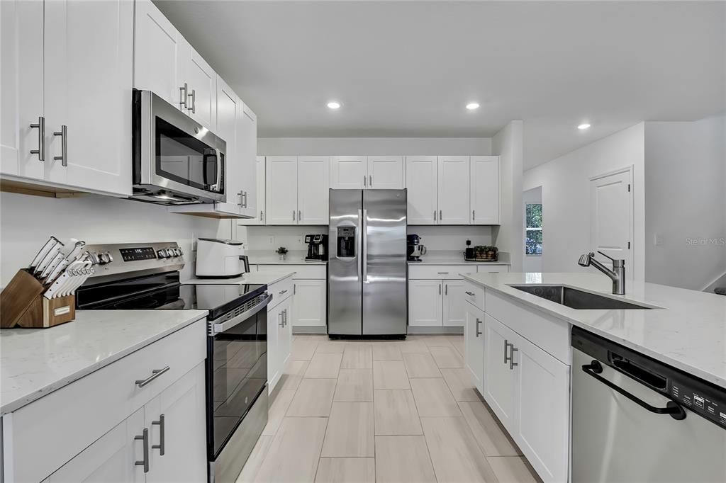 En Venta: $479,900 (6 camas, 3 baños, 3092 Pies cuadrados)