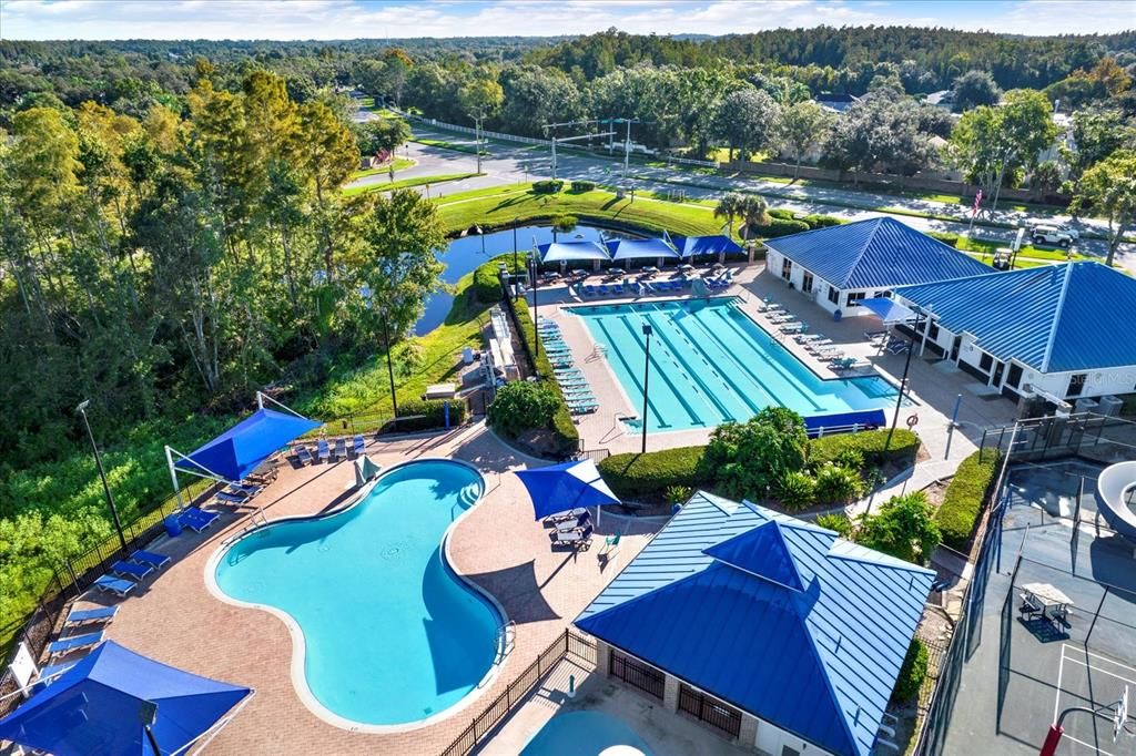 Activo con contrato: $487,000 (4 camas, 2 baños, 1970 Pies cuadrados)