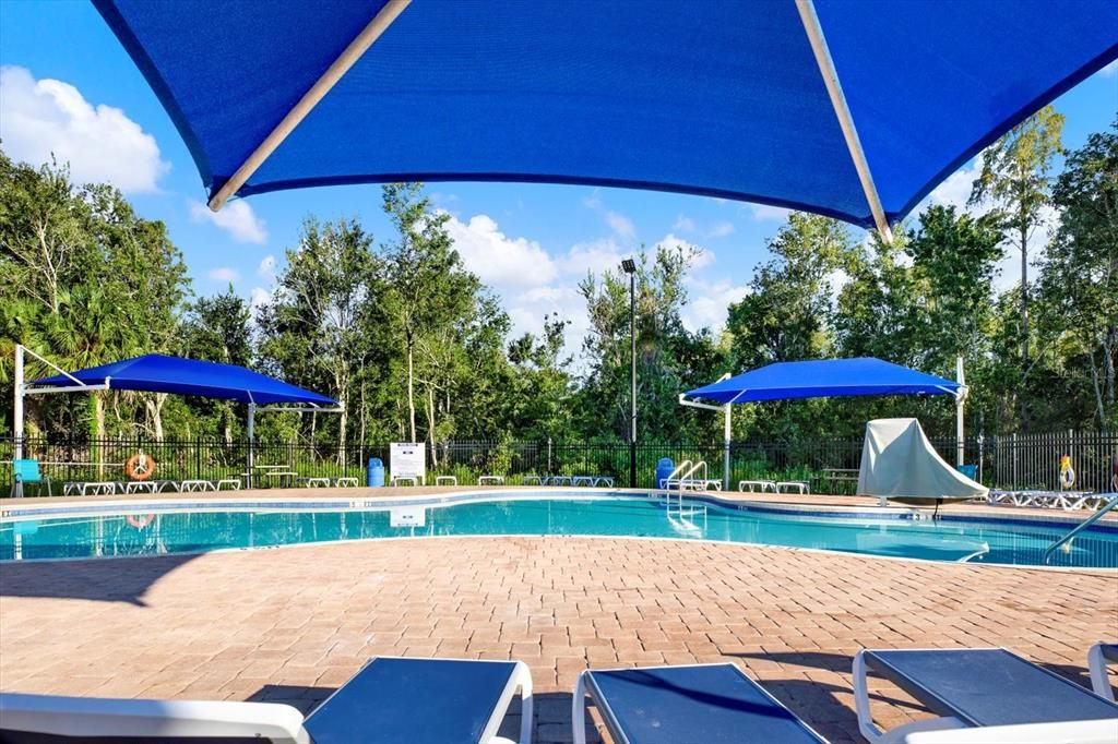 Activo con contrato: $487,000 (4 camas, 2 baños, 1970 Pies cuadrados)