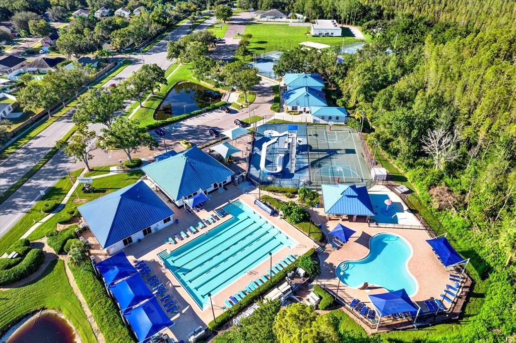 Activo con contrato: $487,000 (4 camas, 2 baños, 1970 Pies cuadrados)