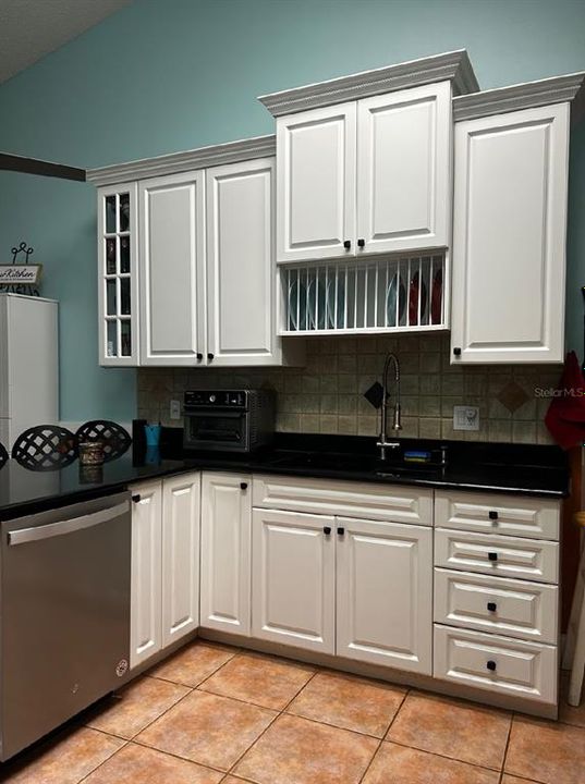 En Venta: $475,000 (4 camas, 2 baños, 1904 Pies cuadrados)