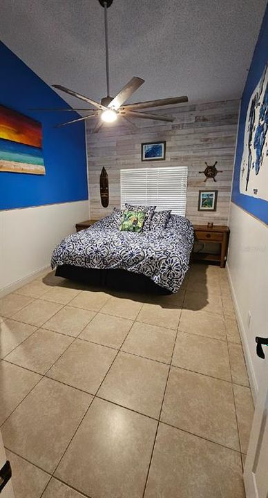 En Venta: $475,000 (4 camas, 2 baños, 1904 Pies cuadrados)