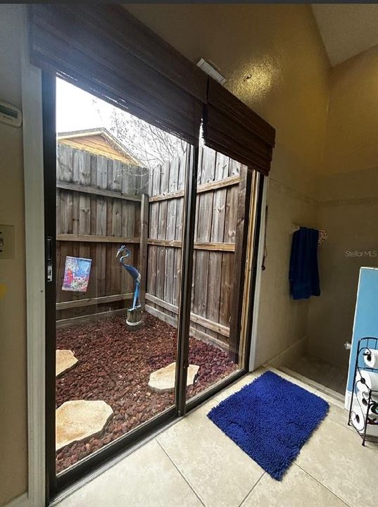 En Venta: $475,000 (4 camas, 2 baños, 1904 Pies cuadrados)