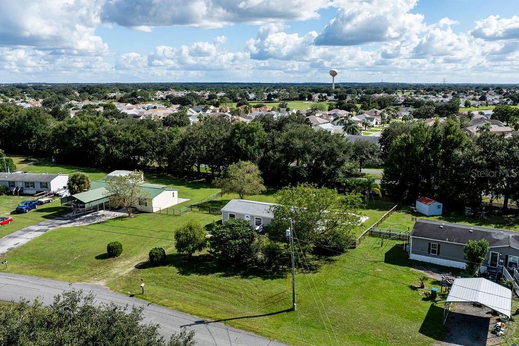 合同活跃: $225,000 (3 贝兹, 2 浴室, 1352 平方英尺)