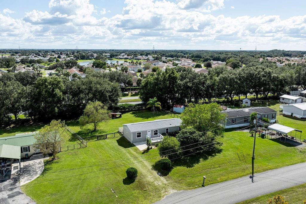 合同活跃: $225,000 (3 贝兹, 2 浴室, 1352 平方英尺)