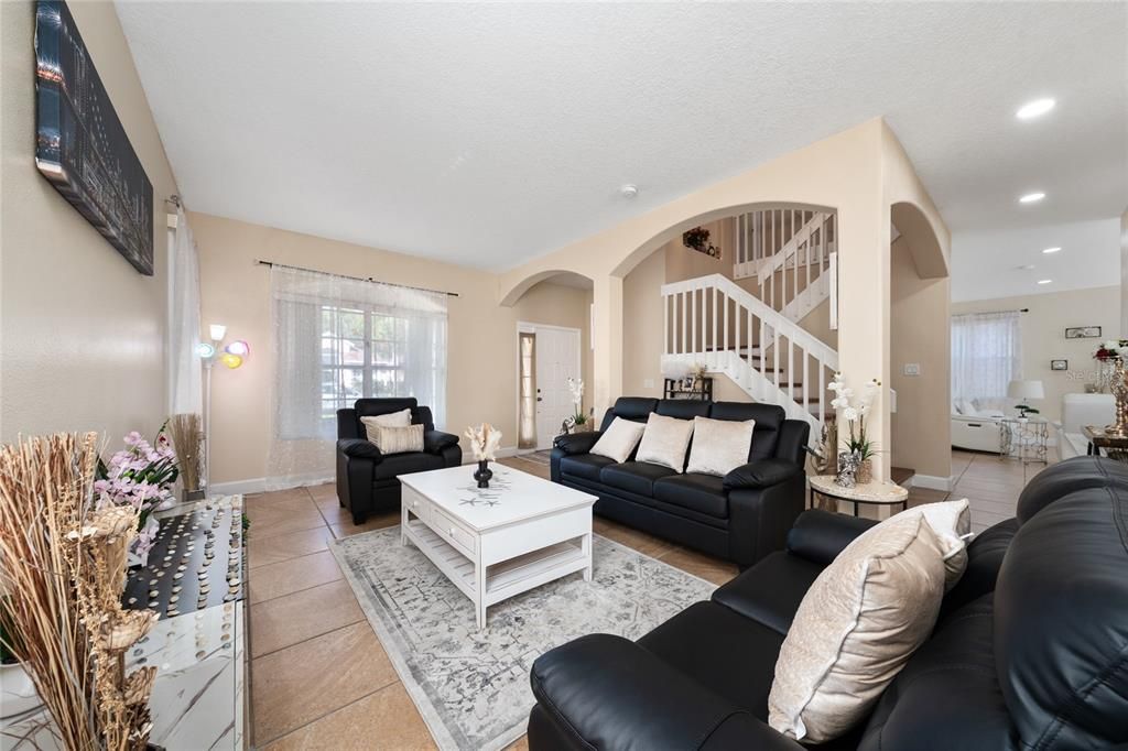 For Sale: $650,999 (4 beds, 2 baths, 3132 Square Feet)