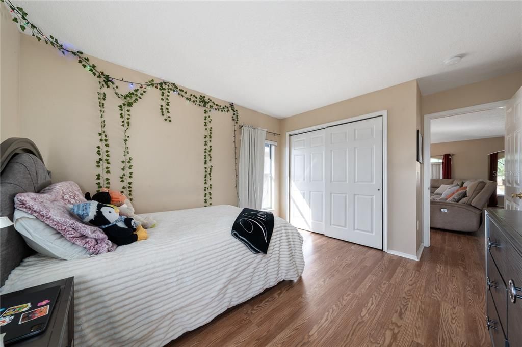 For Sale: $650,999 (4 beds, 2 baths, 3132 Square Feet)