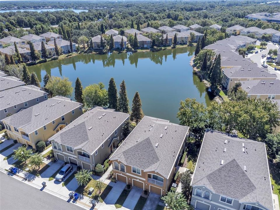 Activo con contrato: $225,000 (2 camas, 2 baños, 1260 Pies cuadrados)