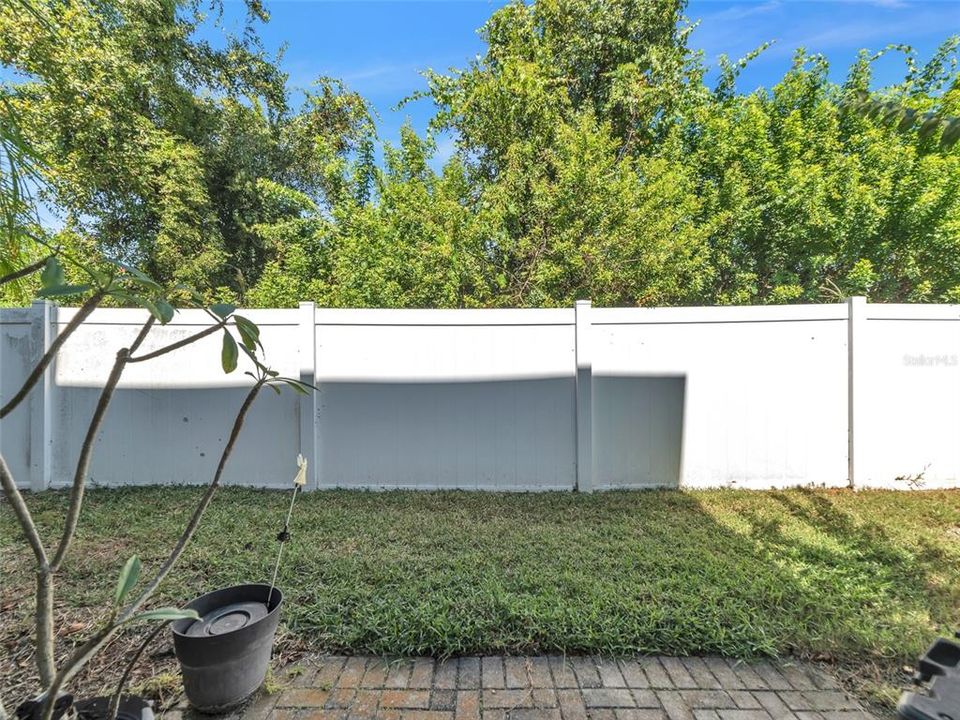 Activo con contrato: $225,000 (2 camas, 2 baños, 1260 Pies cuadrados)