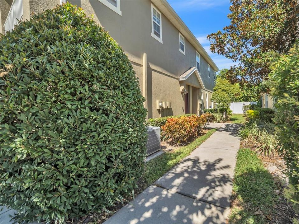 Activo con contrato: $225,000 (2 camas, 2 baños, 1260 Pies cuadrados)