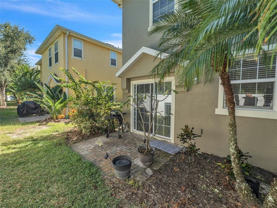 Activo con contrato: $225,000 (2 camas, 2 baños, 1260 Pies cuadrados)