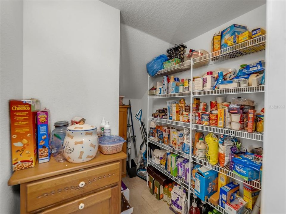 Activo con contrato: $225,000 (2 camas, 2 baños, 1260 Pies cuadrados)