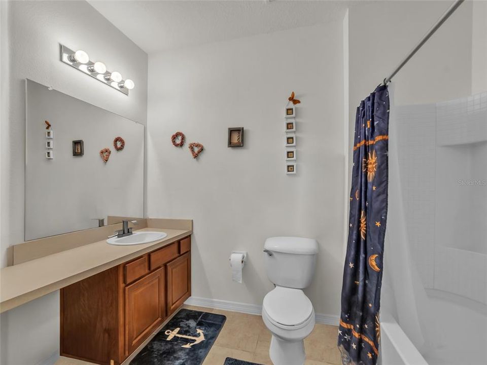 Activo con contrato: $225,000 (2 camas, 2 baños, 1260 Pies cuadrados)