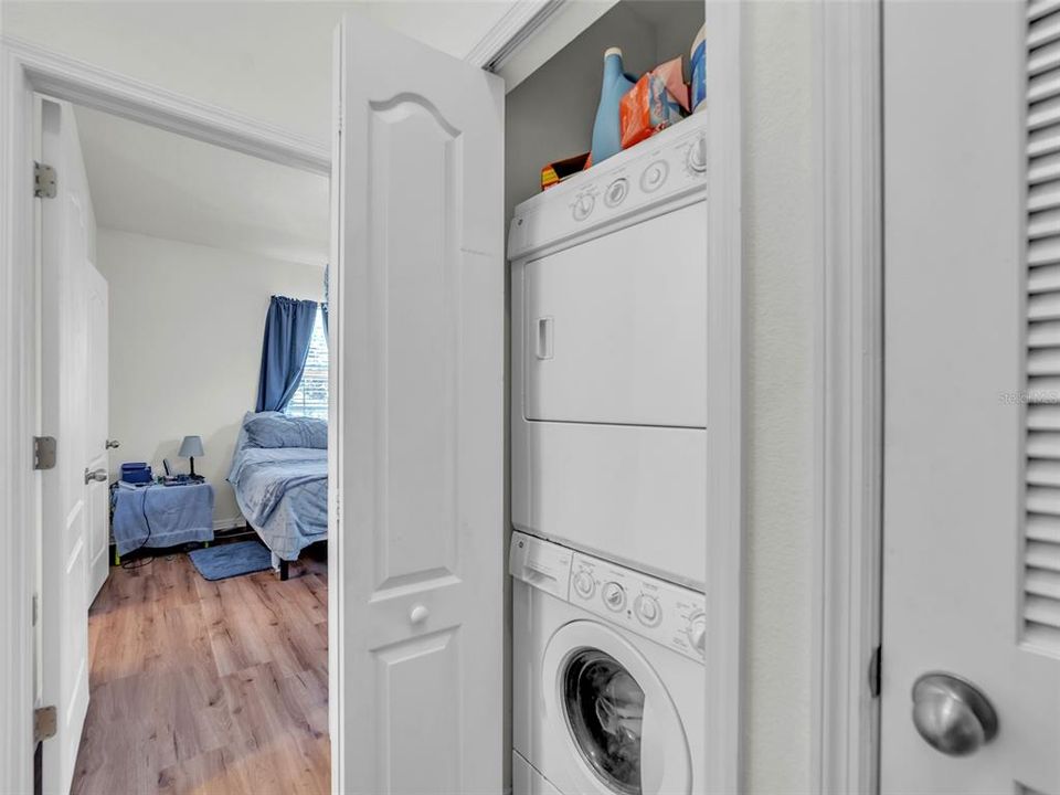 Activo con contrato: $225,000 (2 camas, 2 baños, 1260 Pies cuadrados)