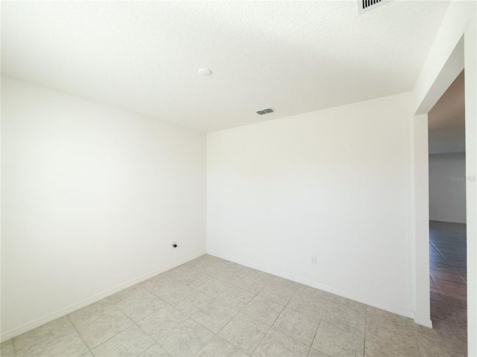 En Renta: $2,800 (4 camas, 3 baños, 2436 Pies cuadrados)