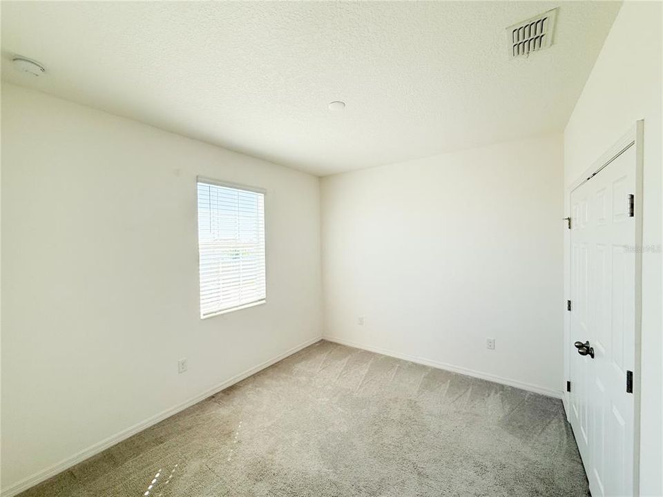 En Renta: $2,800 (4 camas, 3 baños, 2436 Pies cuadrados)