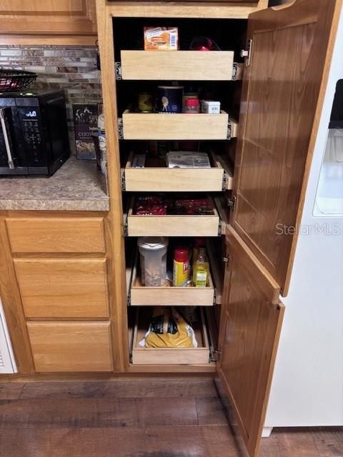 待售: $234,000 (3 贝兹, 2 浴室, 1512 平方英尺)