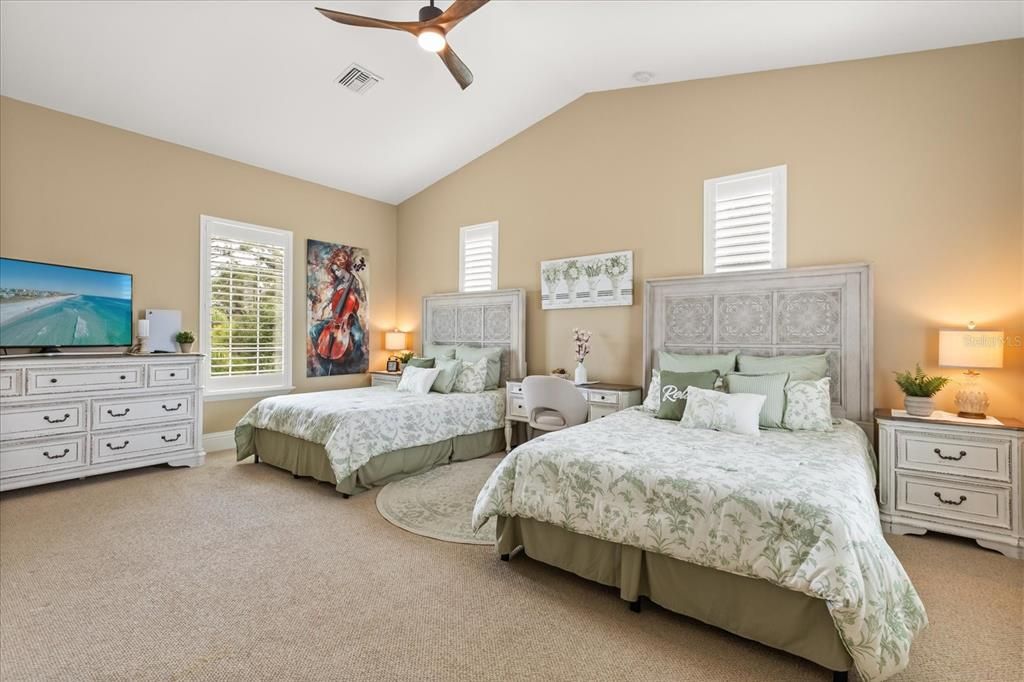 待售: $1,499,000 (4 贝兹, 3 浴室, 4359 平方英尺)