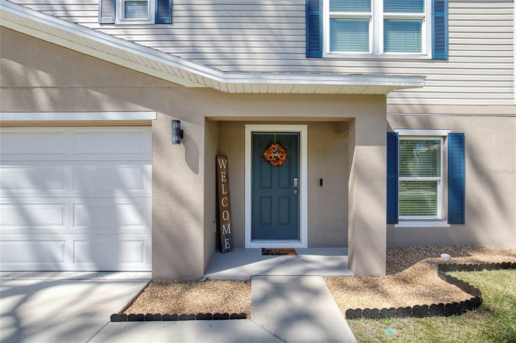 For Sale: $315,000 (4 beds, 3 baths, 1969 Square Feet)