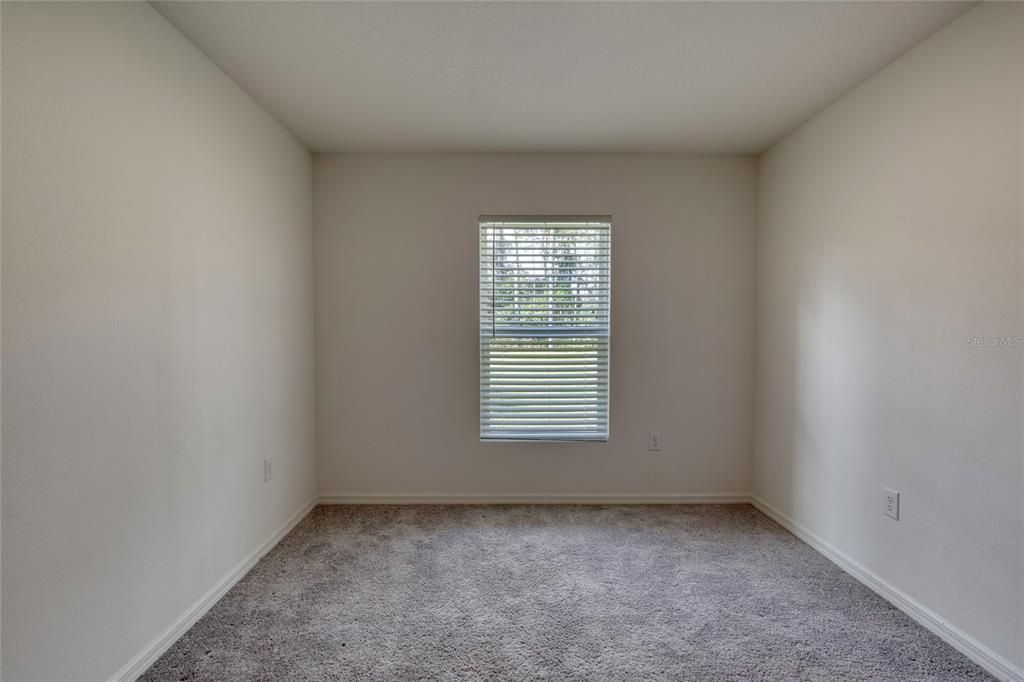 For Sale: $315,000 (4 beds, 3 baths, 1969 Square Feet)