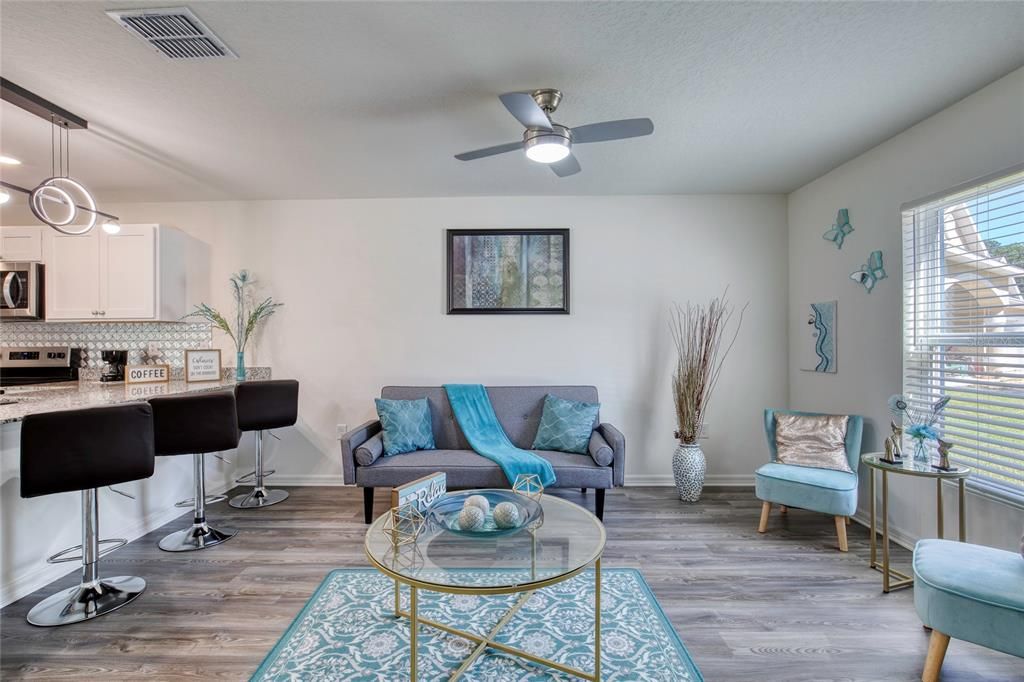 For Sale: $315,000 (4 beds, 3 baths, 1969 Square Feet)