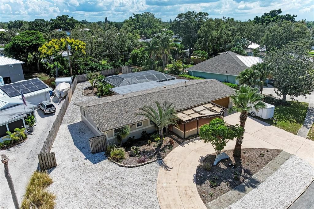 Active With Contract: $775,000 (3 beds, 3 baths, 2326 Square Feet)