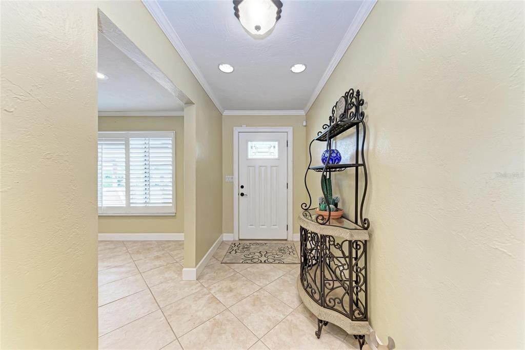 Active With Contract: $775,000 (3 beds, 3 baths, 2326 Square Feet)