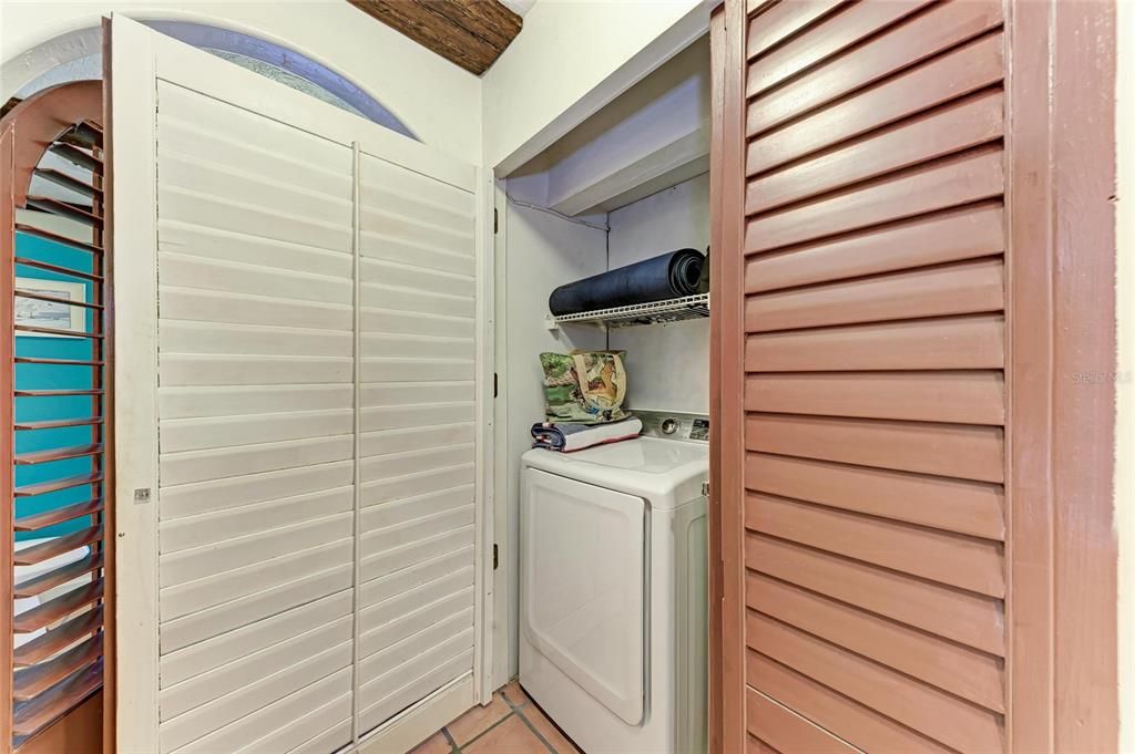 Active With Contract: $775,000 (3 beds, 3 baths, 2326 Square Feet)