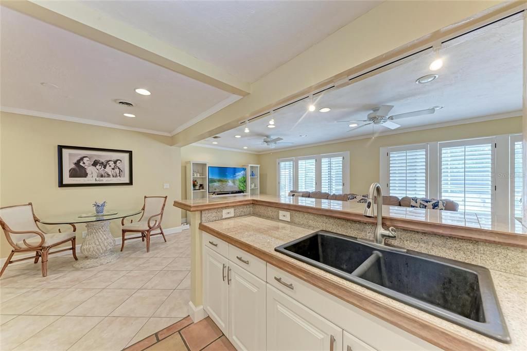 Active With Contract: $775,000 (3 beds, 3 baths, 2326 Square Feet)