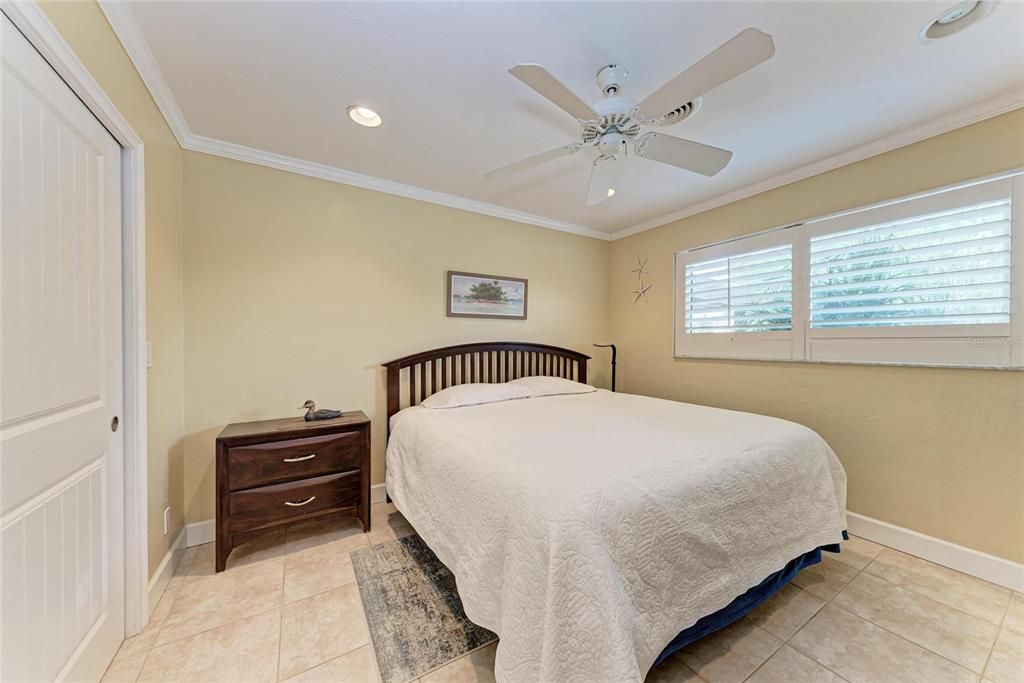 Active With Contract: $775,000 (3 beds, 3 baths, 2326 Square Feet)