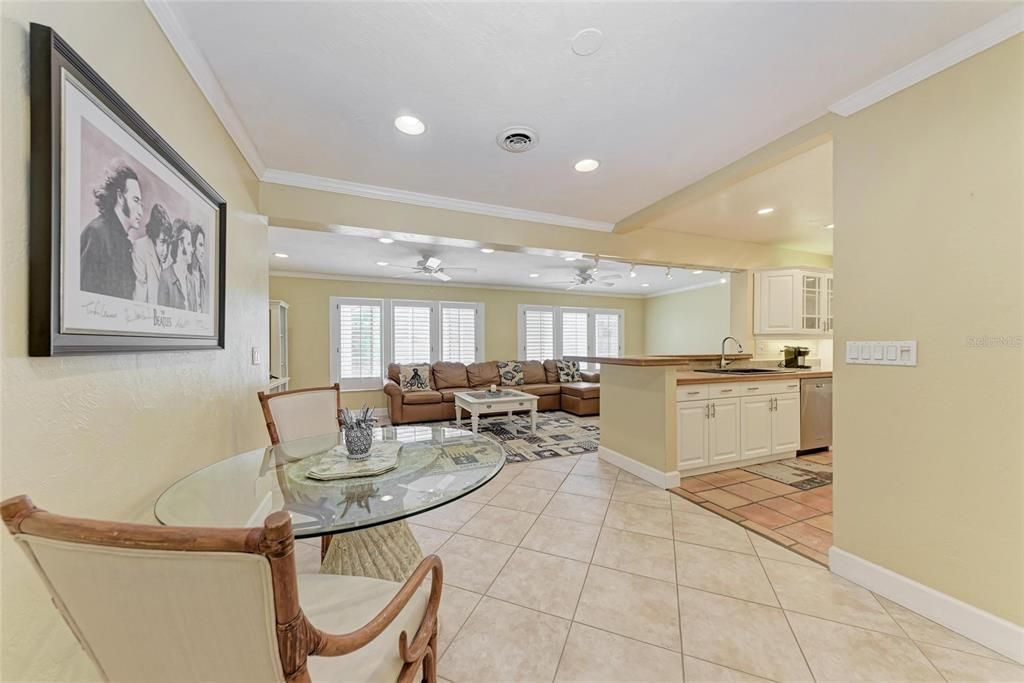 Active With Contract: $775,000 (3 beds, 3 baths, 2326 Square Feet)