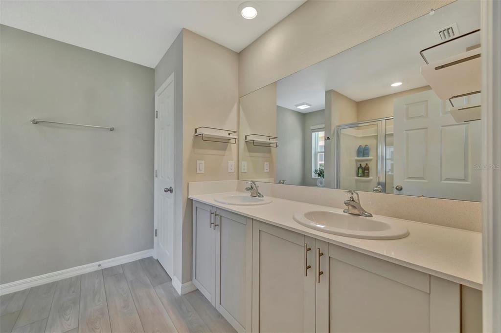 For Sale: $425,900 (4 beds, 2 baths, 2099 Square Feet)