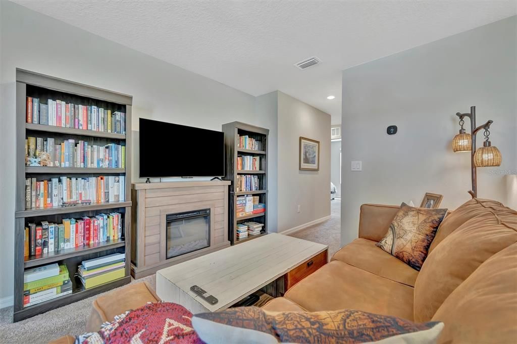 For Sale: $425,900 (4 beds, 2 baths, 2099 Square Feet)