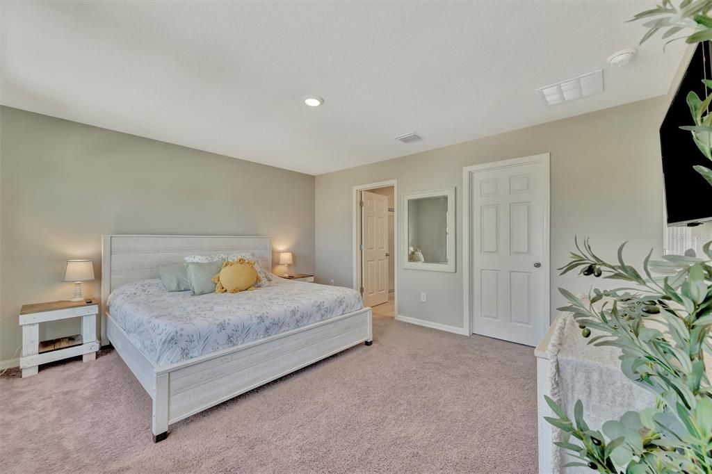 For Sale: $425,900 (4 beds, 2 baths, 2099 Square Feet)