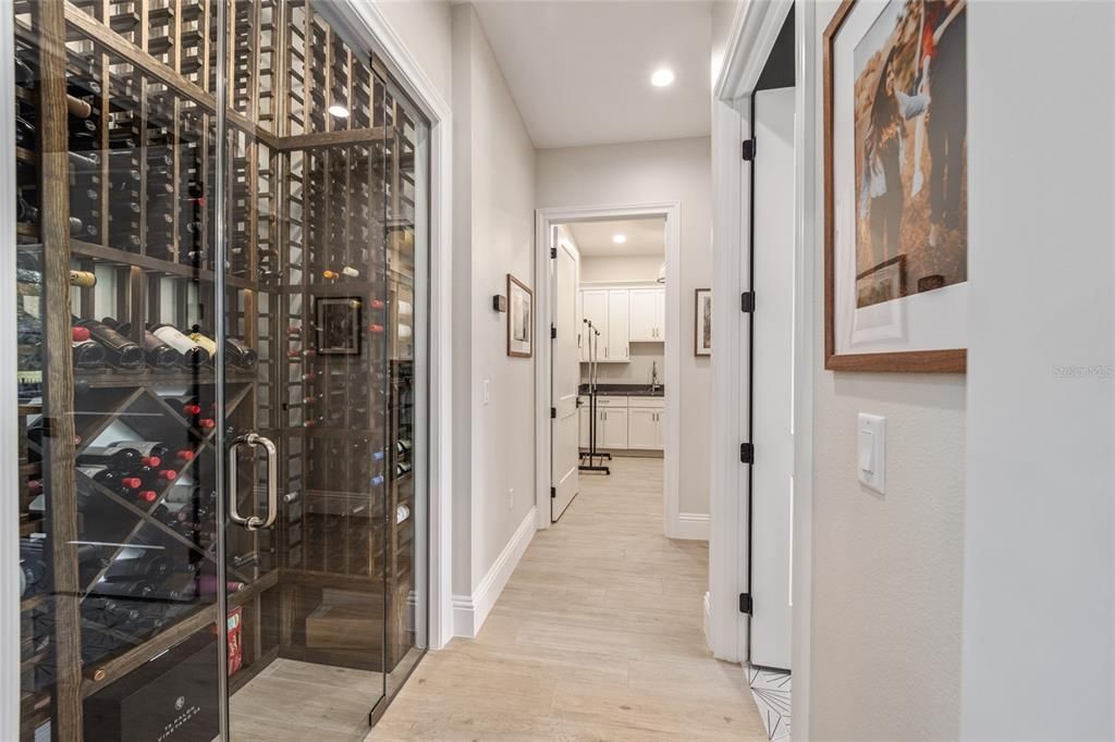 En Venta: $3,299,000 (3 camas, 3 baños, 3053 Pies cuadrados)