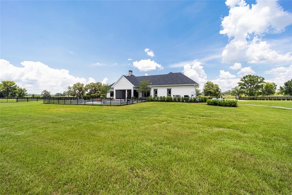 En Venta: $3,299,000 (3 camas, 3 baños, 3053 Pies cuadrados)