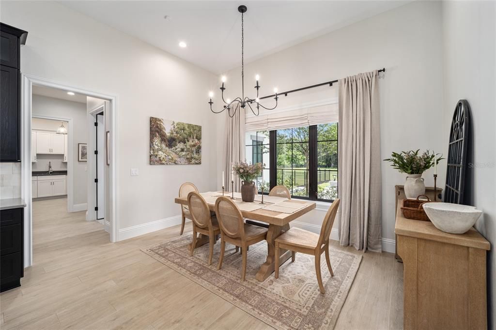 En Venta: $3,299,000 (3 camas, 3 baños, 3053 Pies cuadrados)