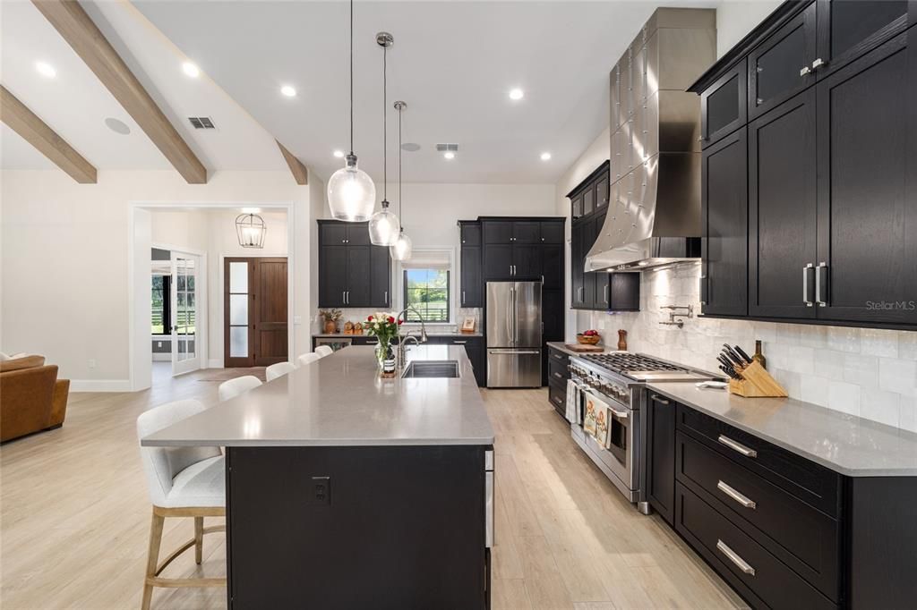 En Venta: $3,299,000 (3 camas, 3 baños, 3053 Pies cuadrados)