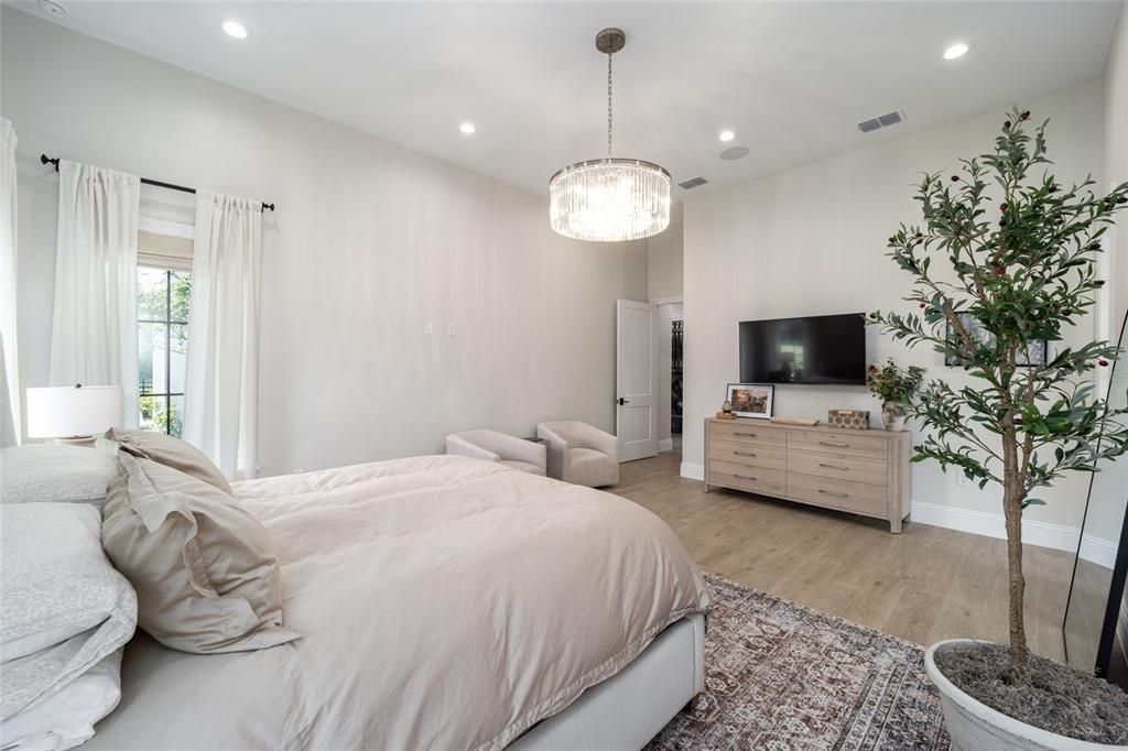 En Venta: $3,299,000 (3 camas, 3 baños, 3053 Pies cuadrados)