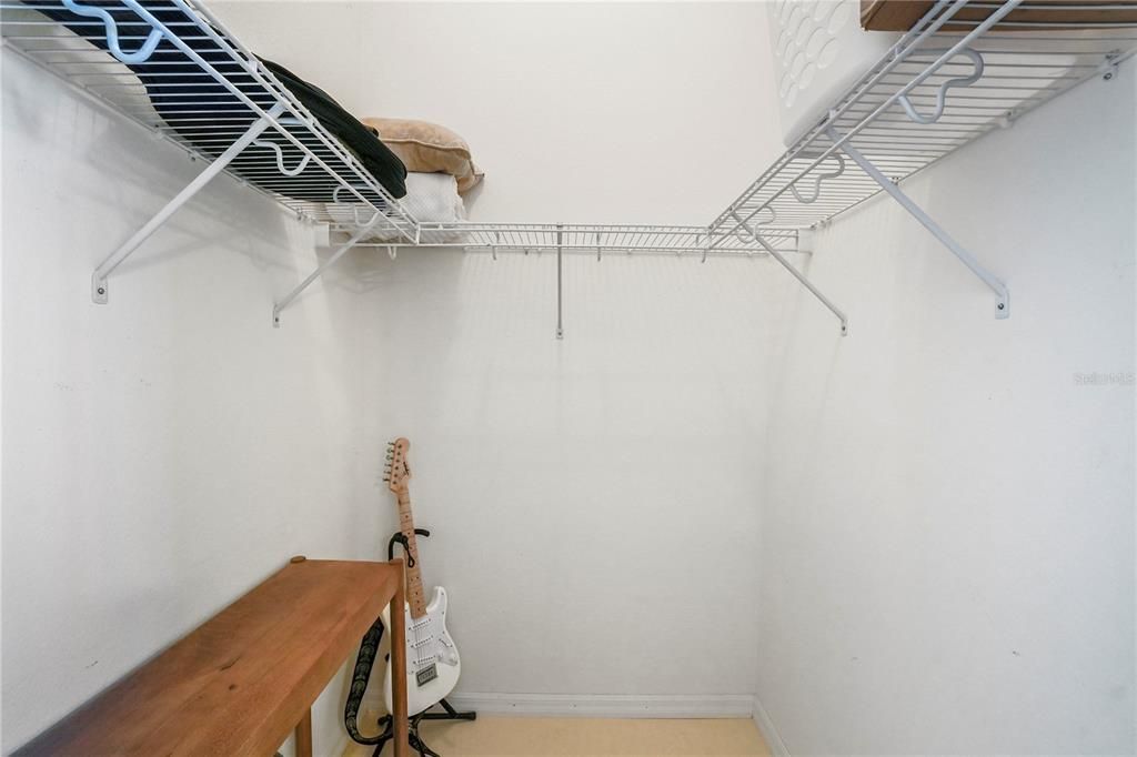 待售: $590,000 (5 贝兹, 3 浴室, 3563 平方英尺)