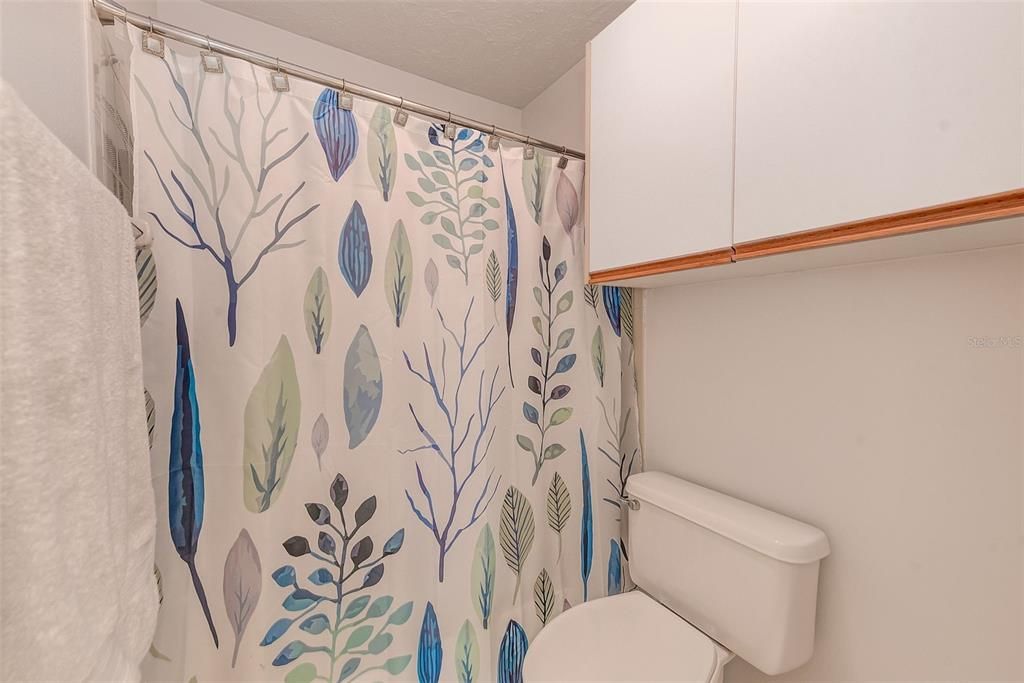 На продажу: $195,000 (2 спален, 2 ванн, 1160 Квадратных фут)