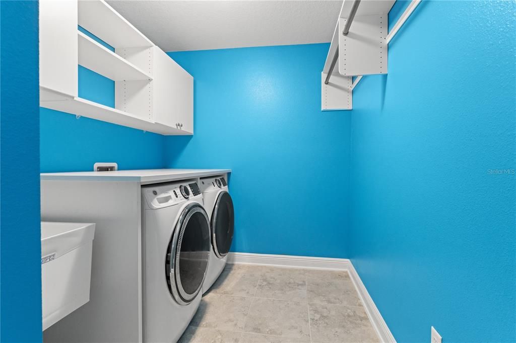 For Sale: $614,990 (5 beds, 3 baths, 2606 Square Feet)