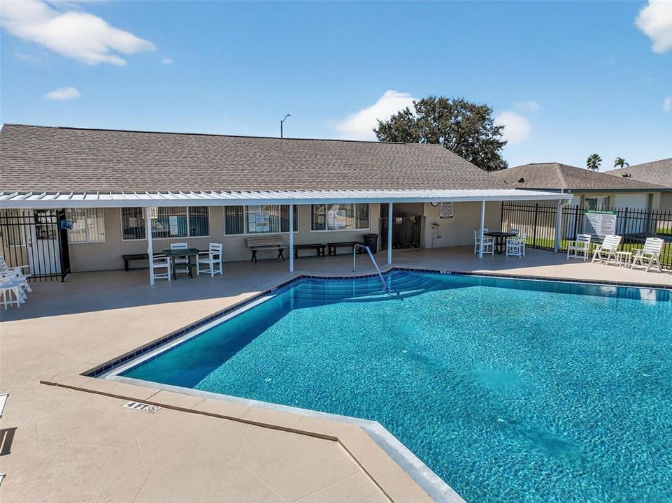 待售: $155,000 (2 贝兹, 2 浴室, 1350 平方英尺)