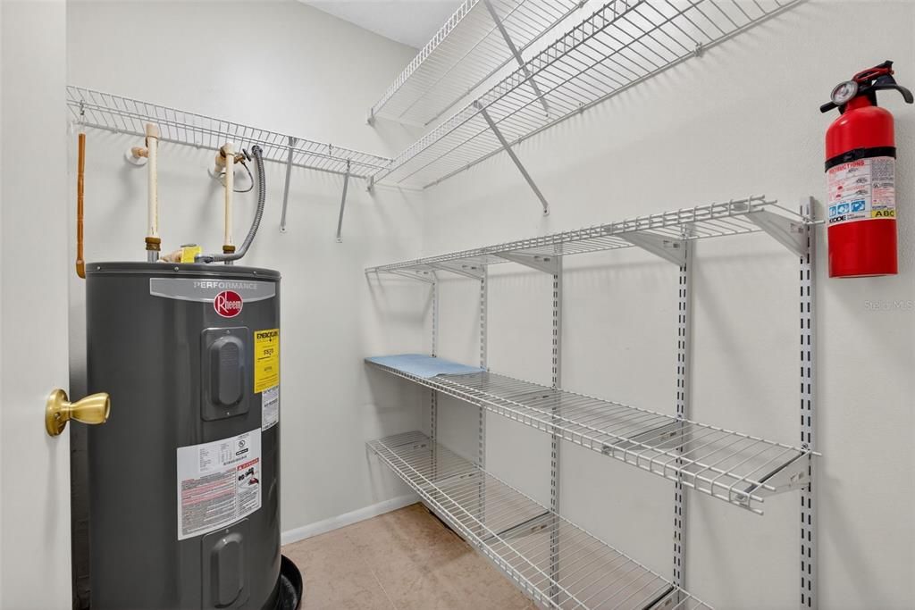 待售: $155,000 (2 贝兹, 2 浴室, 1350 平方英尺)