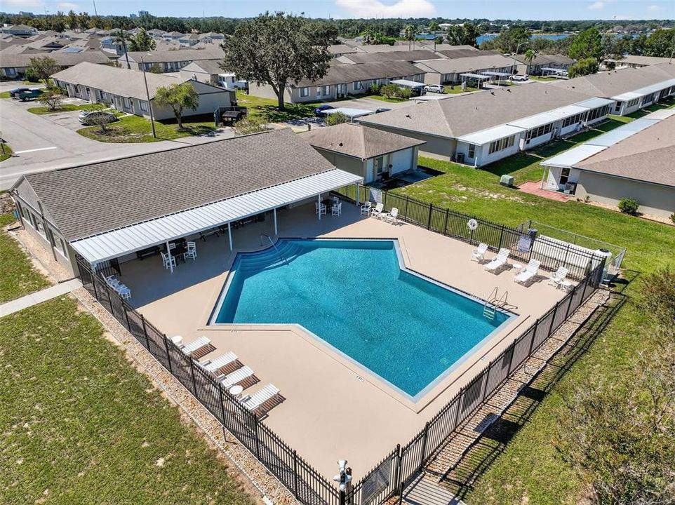 待售: $155,000 (2 贝兹, 2 浴室, 1350 平方英尺)